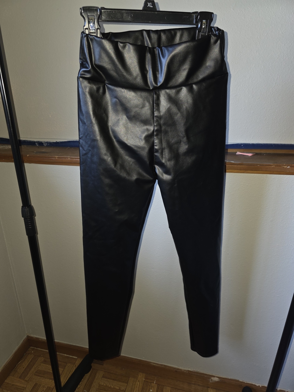 Faux Leather High-Waist Leggings - Black
